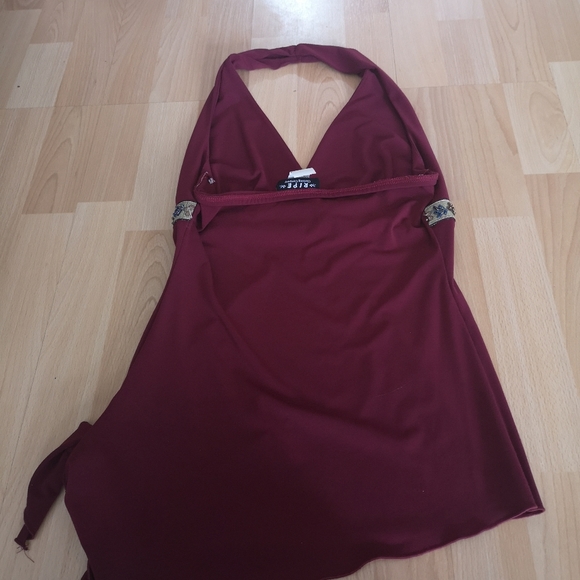 Beaded burgundy around the neck tank top - Picture 4 of 6